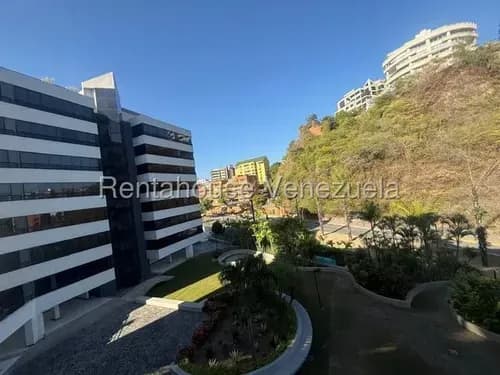 Apartamento En Alquiler Colinas De Valle Arriba 26-16583
