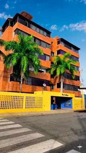 Apartamento En Alquiler En Anzoátegui - Lecheria. Residencia Frailejón