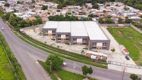 En Venta Complejo Industrial Con Galpones Y Oficinas, En Zona El Recreo Valencia Estado Carabobo - Venezuela / Emer