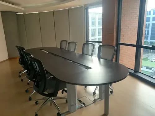 Ym Oficina Lista Para Entrar Con Acabados De Primera En La Av Fco De Miranda Chacao