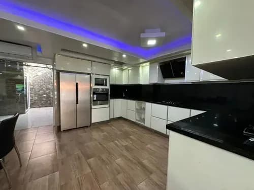 Zs Hermoso Towhouse En Venta En San Diego Oportunidad ( Solo Clientes)