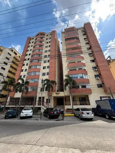 Venta Penthouse ( Obra Blanca ) En Callejón Prebol Res. Saraih* M 325m2 Moderno 3 Habitaciones Todas Con Baño Privado. 3 1/2 Baños. Cocina Para Diseñar A Su Gusto. Bello