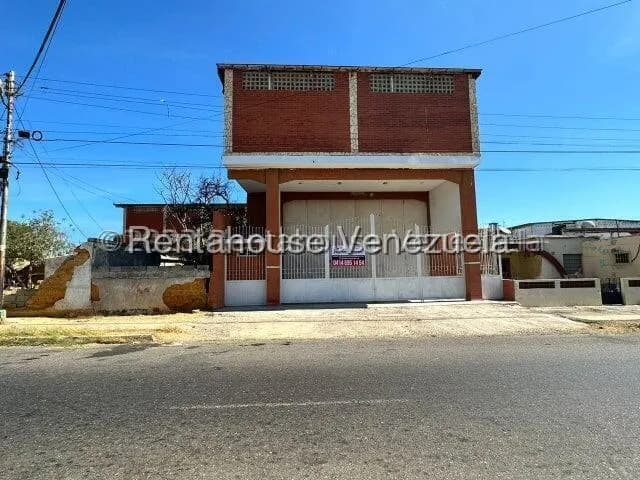 Comercial (Galpon - Deposito) en Venta en Caja de Agua, Falcon