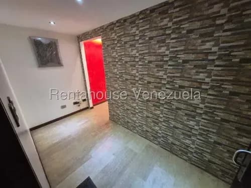 Excelente Oportunidad Apartamento Colinas De La Tahona 26-16879 Aa