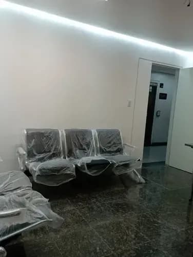 Jc - Vendo Consultorio Medico Odontologico 53 M2. Anexo Del Hospital Clinicas Caracas. San Bernardino.