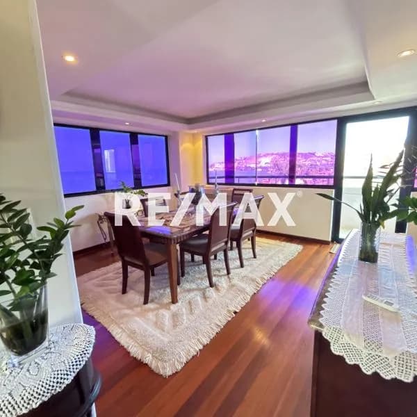 Bello apartamento en Casco central de Lecheria