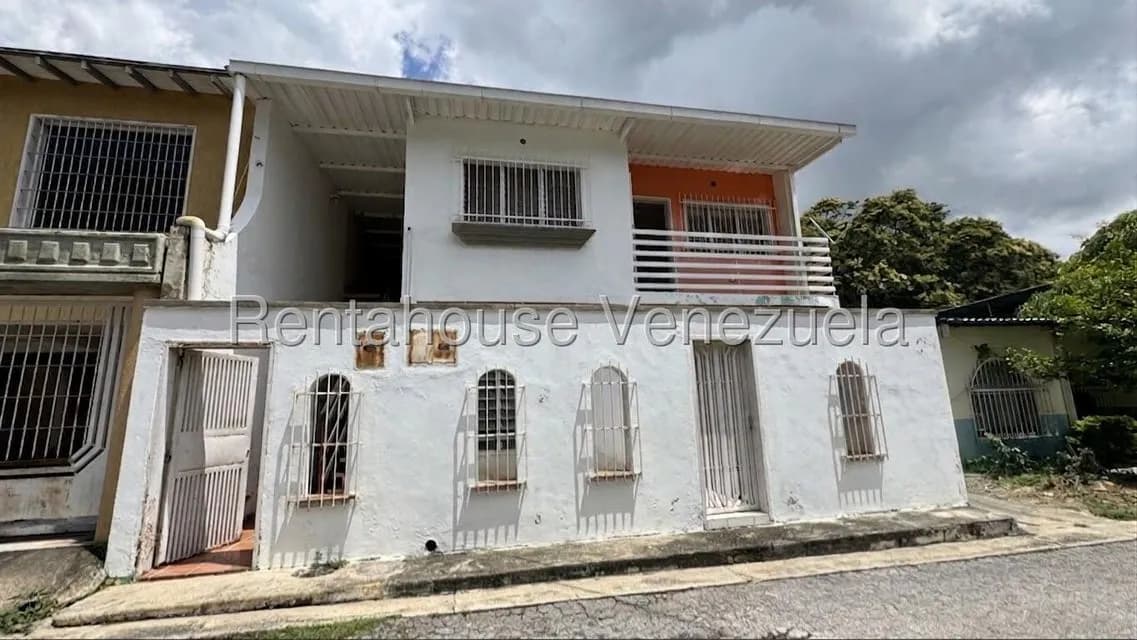 Casa (Duplex) en Venta en La Candelaria, Aragua