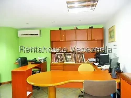 Local Comercial En Alquiler La Castellana Mls #26-4548