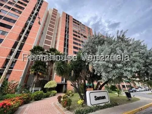 Jip 26-18696. Rentahouse Alquila Apartamento De 3 Hab, 2 Baños, 1 P/e, Vigilancia Privada. Urb Bosque Alto, Maracay