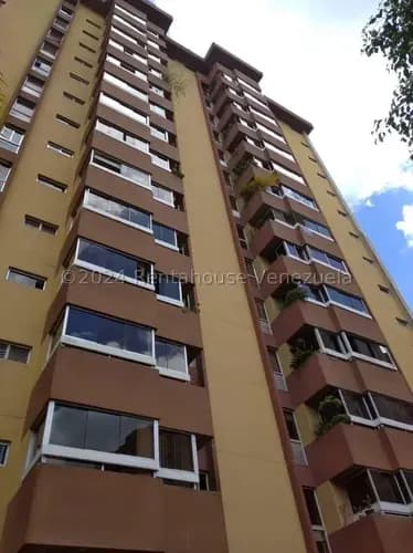 El Picacho, San Antonio De Los Altos. Venta Apartamento Impecable. Mo 24-23702