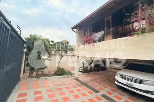 Casa En Venta Urbanizaciòn Prados Del Este De 738 Mtrs2/em
