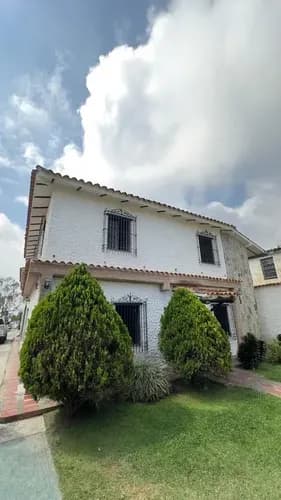 Quinta Club De Campo San Antonio De Los Altos