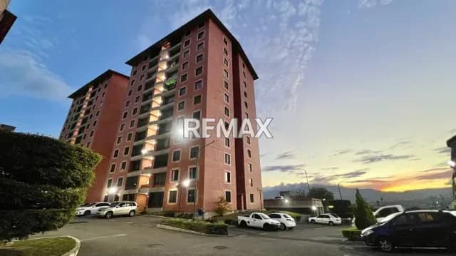 En VENTA Puesto de ESTACIONAMIENTO DOBLE Alta Vista