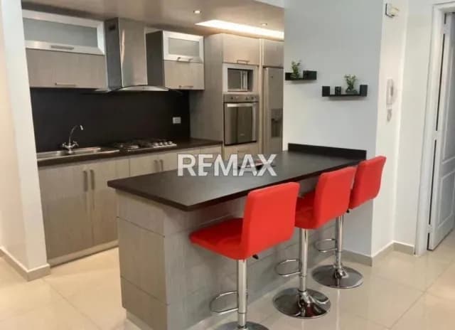 Apartamento en Lago Country III. Milagro norte