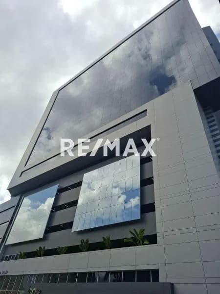 Se Vende Oficina Piso Completo 1450 mts2 en Obra Gris en las Mercedes