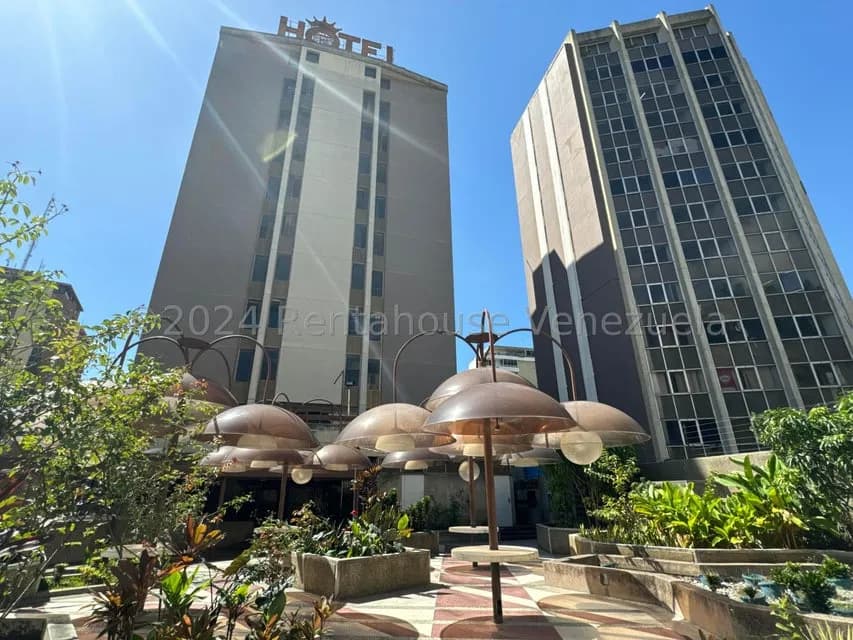 Comercial (Edificio) en Venta en El Marques, Distrito Metropolitano