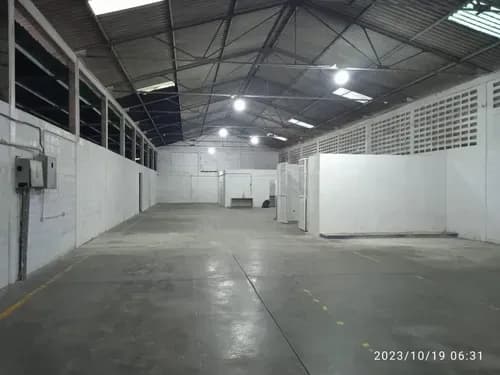 Galpón En Alquiler, Ubicado En La Zona Industrial Municipal Norte Ag