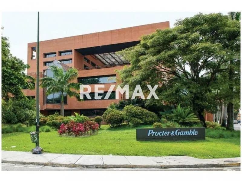 ALQUILER OFICINA LA TRINIDAD EN TORRE P&G PH 1000M2 + Terraza
