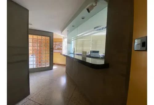 Alquiler Oficinas 230 Mts2 5 Oficinas-3 Baños Est. Puestos Fijos