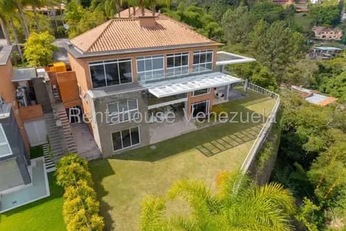 Casa En Venta En Alto Hatillo Calle Cerrada Terraza 3 Niveles Vista Panoramica