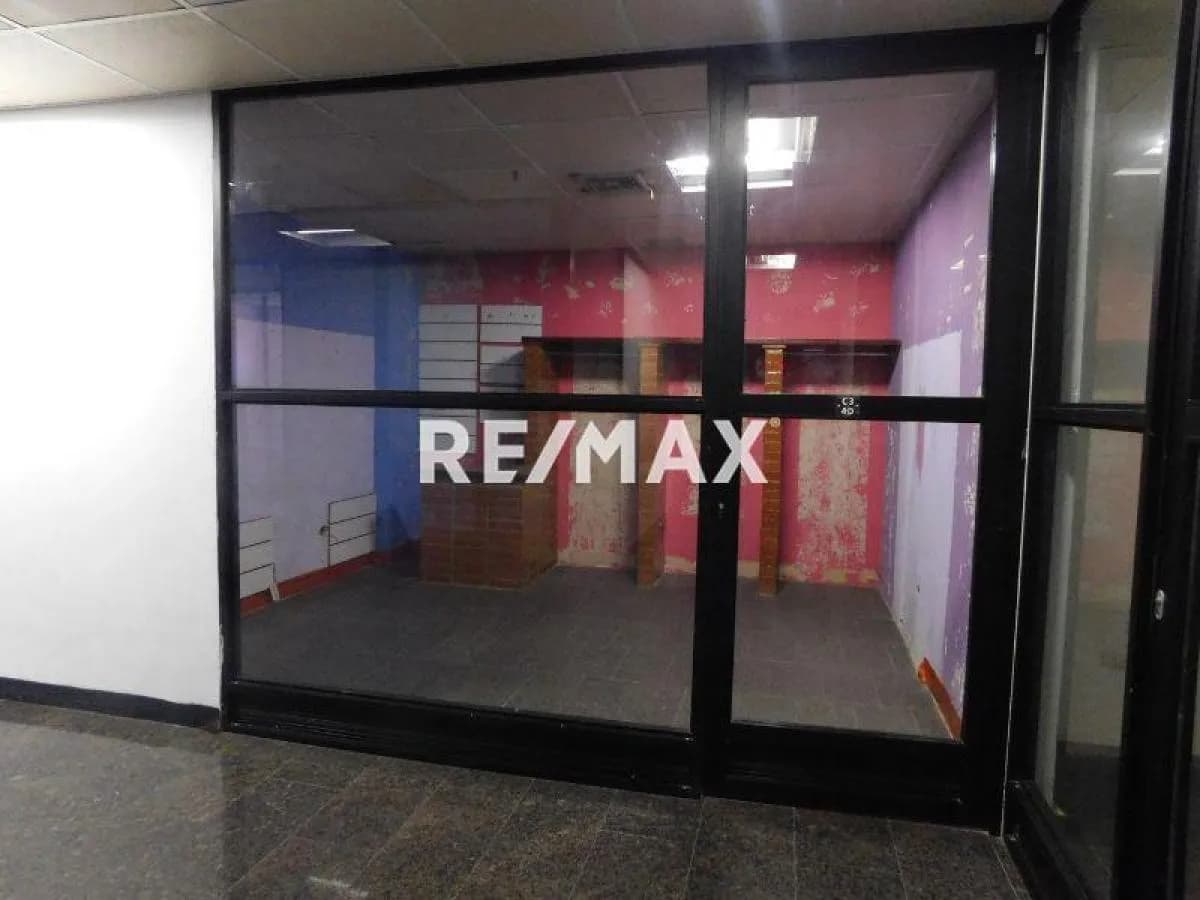 ALQUILER DE LOCAL COMERCIAL _ C.C. MACARACUAY PLAZA (C3- 4D)