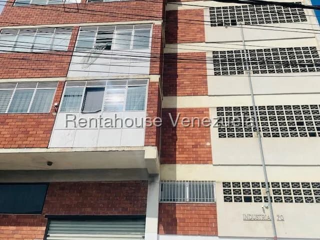 Comercial (Local Comercial) en Alquiler en Boleita Sur, Distrito Metropolitano