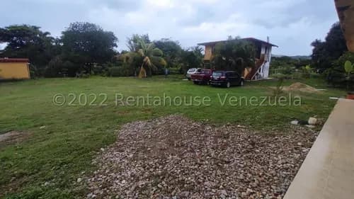 Se Vende Casa Ubicada En Las Morochas - San Diego (#26-8709) Con Construccion Ideal Para Posada, Salón De Fiesta Para Eventos, Arboles Frutales De Todo Tipo Y Un Clima Muy Fresco Solo Clientes. Ag