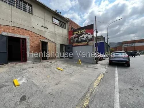 Se Alquila Local Comercial Pb 96 Mts2 Excelente Ubicación En Chacao 21068-6 Wh.-