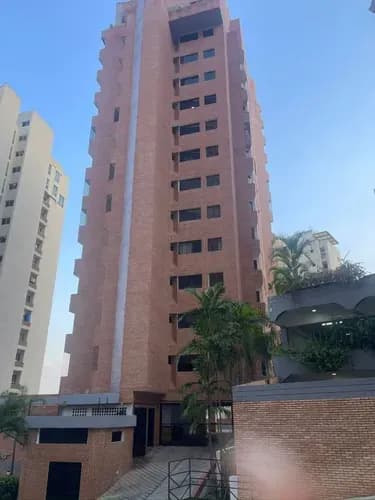 Ana R Molina Inzitu Realtors Alquila Apartamento Residencias Pegaso Urbanización El Parral Valencia Carabobo Venezuela