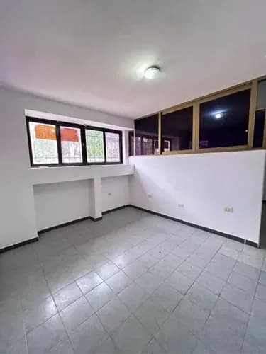 Local Comercial En El Viñedo Valencia
