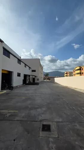 Johana Lazaro Alquila Mini Deposito En San Diego A Pie De Calle **clientes Directos**