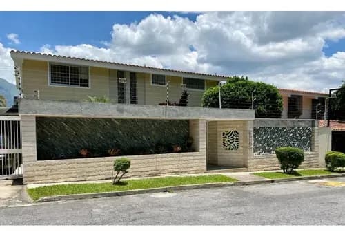 Vendo Casa 300m2 5h/5b/4p Colinas De Los Ruices 4557