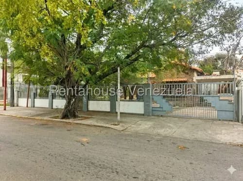 Casa Comercial En Venta Mls #26-15084 R.q