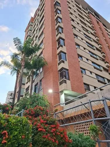 Apartamento En Venta En Mañongo Frente Al Sambil Jc-lp