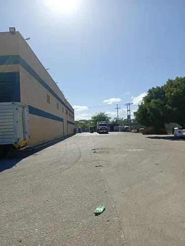 31048 Am - Alquiler Terreno Para Transporte Y Carga Pesada - Valencia - 10.000 M2