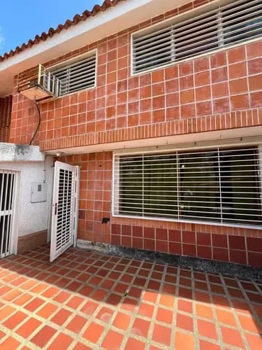 Af. Town House En Alquiler Urb. El Bosque. Edo.carabobo