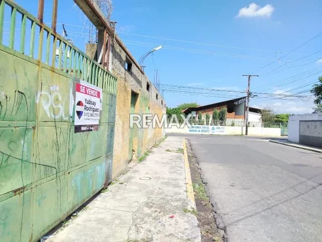 TERRENO EN VENTA