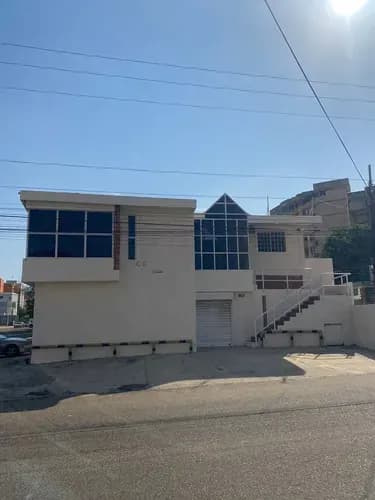 Alquilo Oficina En Av 13a Con Calle 74 C. C. Gualca