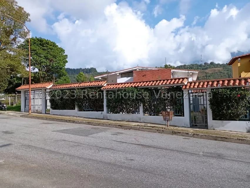 Casa (Duplex) en Venta en Santa Maria Norte, Merida