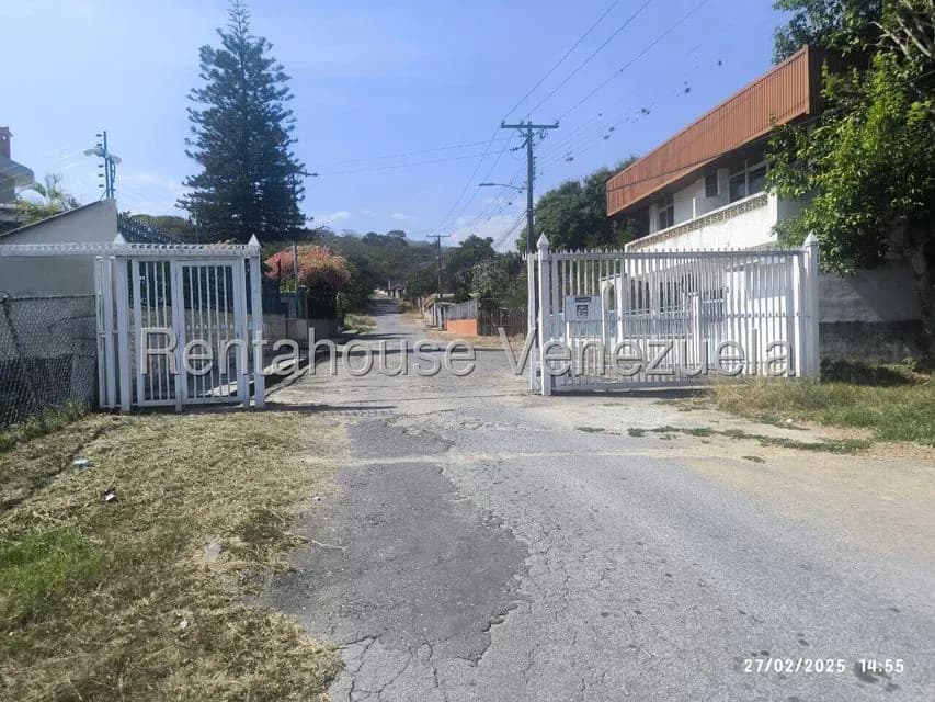 Terreno (Comercial) en Venta en Mara Country, Miranda
