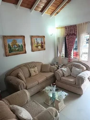 Michelle Vende Casa En Residencias Valle Arriba San Diego Fg-i /326