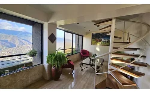 Apartamento En Venta En Parque Caiza 4h/4b+v/2pe Jv