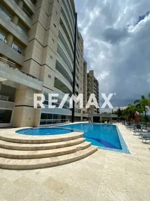 ESPECTACULAR PENT HOUSE EN EXCLUSIVO CONDOMINIO