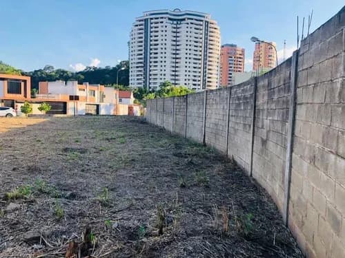 Np Venta De Terreno Residencial En El Bosque, Valencia Código 316902