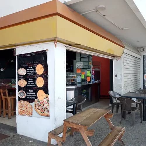 Dh Ofrece En Venta Fondo De Comercio Con Local Comercial Luncheria Valencia Centro Estado Carabobo