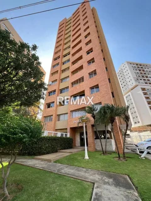 Apartamento en Res. Costa del Sol
