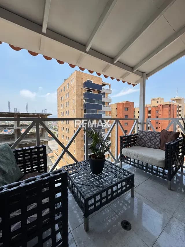 Apartamento en Venta en Lechería, Res. Altair II