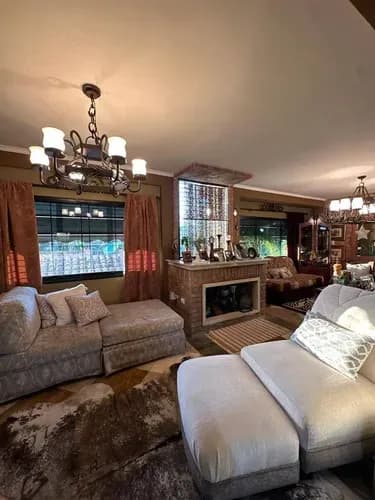 Michelle Vende Townhouse En Resd La Trilla Las Chimeneas Ao-r /226