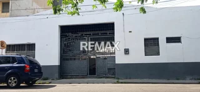 Galpon en Venta Carrera 22 entre Calles 18 y 19 Zona Centro - Barquisimeto