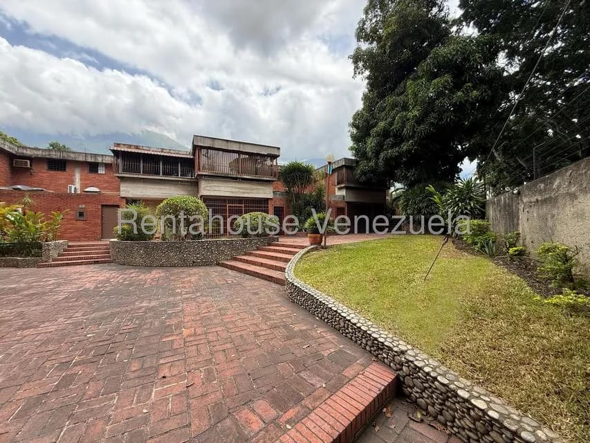 Townhouse (Duplex) en Venta en Los Chorros, Distrito Metropolitano